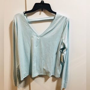 NWT! Women’s V-Neck, Open Back Light Blue  Color Sporty Tee XL